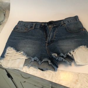 Love culture Jean short